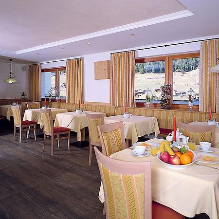 Garni Hotel Bel Vert Selva di Val Gardena Exterior photo
