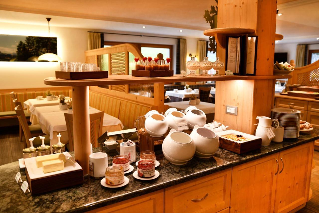 Garni Hotel Bel Vert Selva di Val Gardena Exterior photo