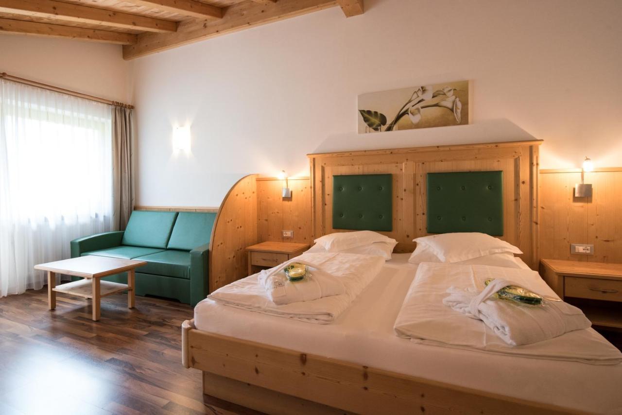Garni Hotel Bel Vert Selva di Val Gardena Exterior photo