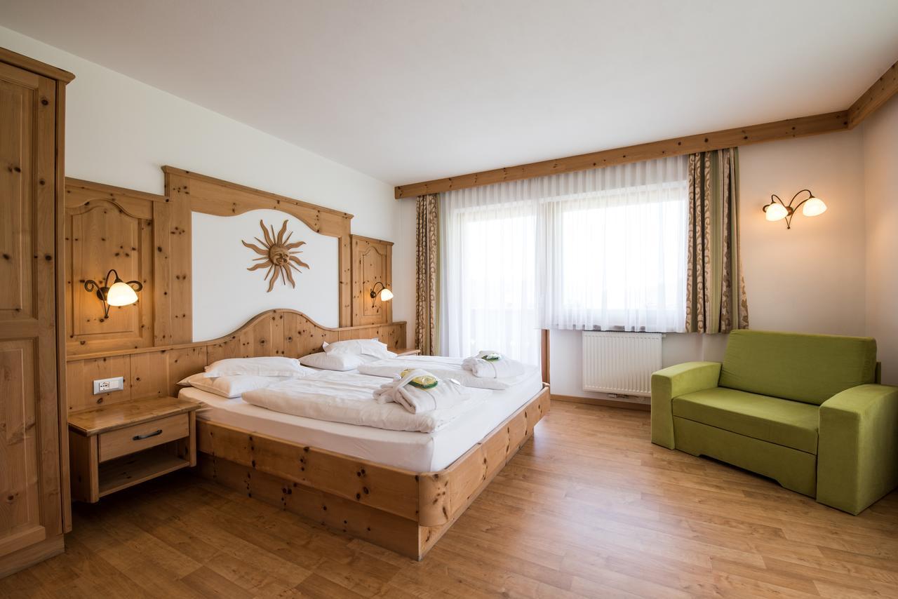 Garni Hotel Bel Vert Selva di Val Gardena Exterior photo