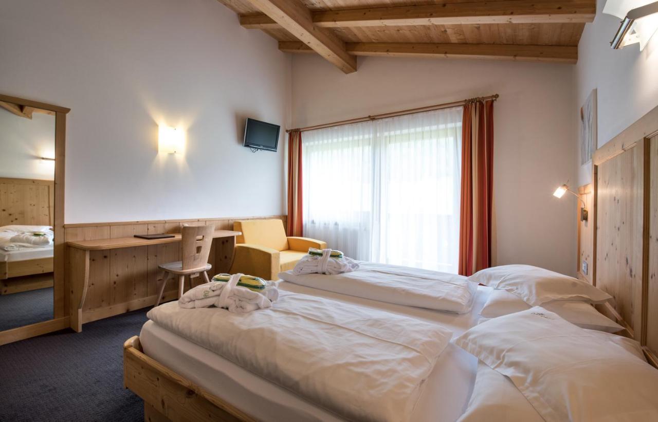 Garni Hotel Bel Vert Selva di Val Gardena Exterior photo
